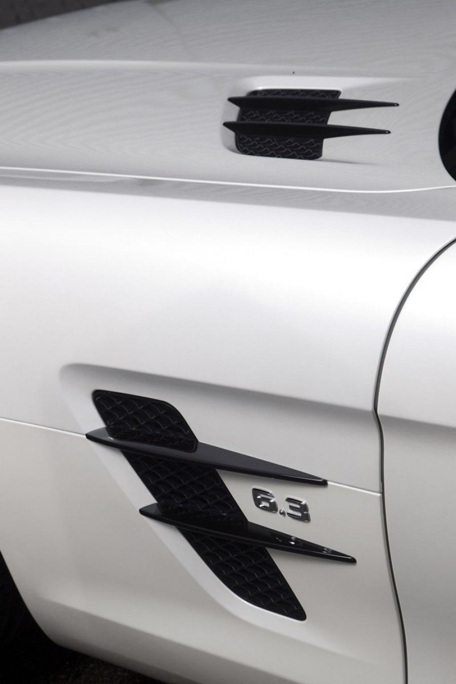  Mercedes-Benz SLS AMG GT 2013 года  (фото 83 из 110)
